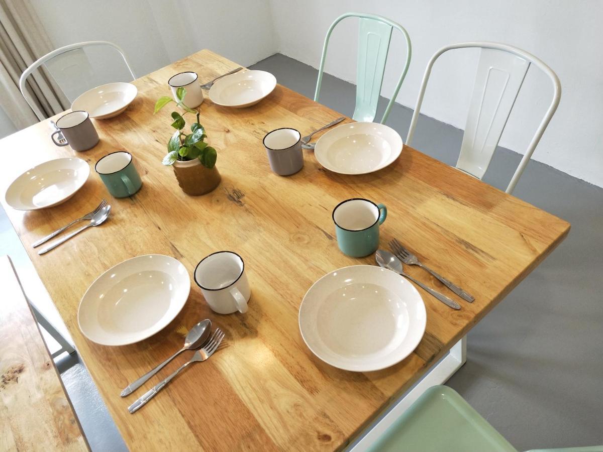 "Cloth Art Homestay" 4 Min Walk To Car Free Zone By Shine Stay 말라카 외부 사진