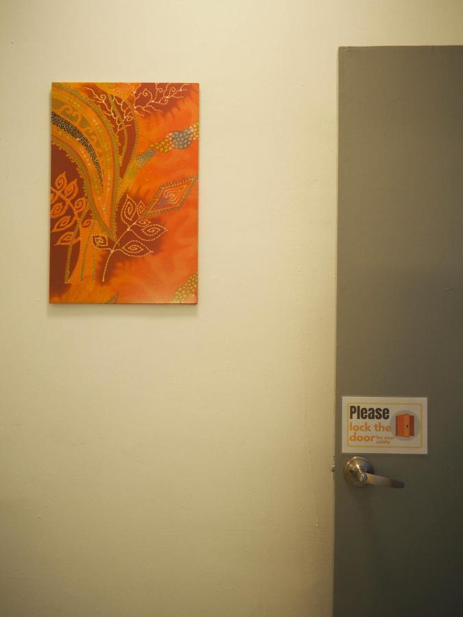 "Cloth Art Homestay" 4 Min Walk To Car Free Zone By Shine Stay 말라카 외부 사진