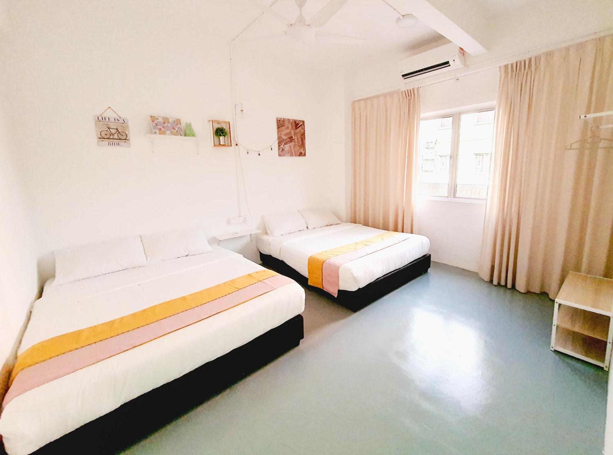 "Cloth Art Homestay" Walk To Pahlawan & Jonker By Shine Stay 말라카 외부 사진